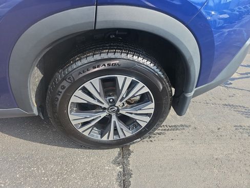 Used 2023 Nissan Rogue SV image 26