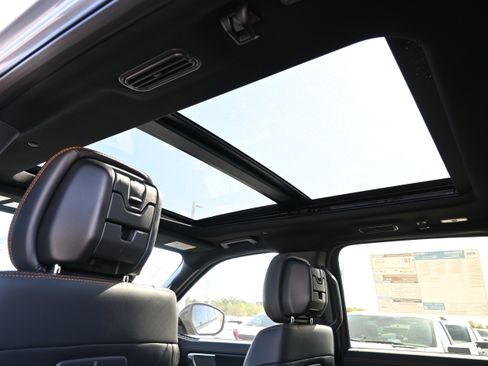 New 2026 Ford Expedition Tremor image 37