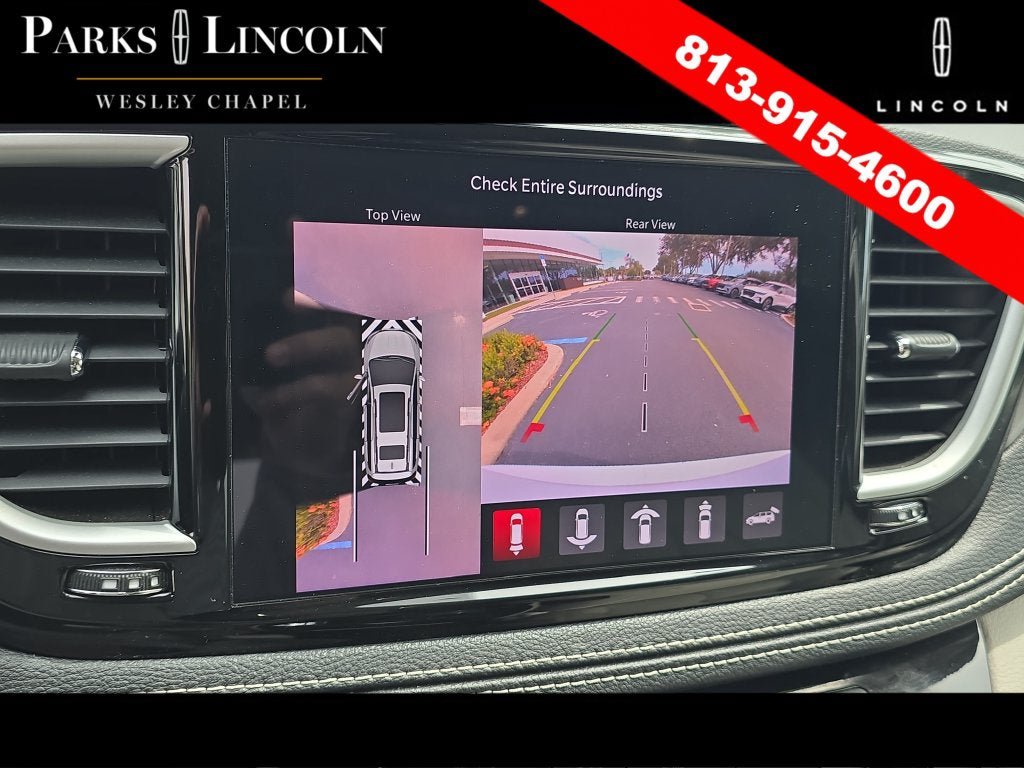Used 2021 Chrysler Pacifica Touring-L w/ Uconnect Theater Family Group FWD image 22