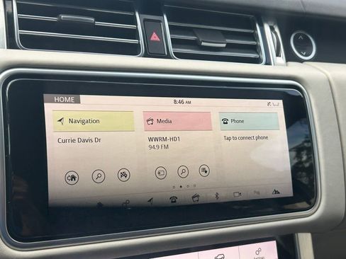 Used 2018 Land Rover Range Rover HSE image 13