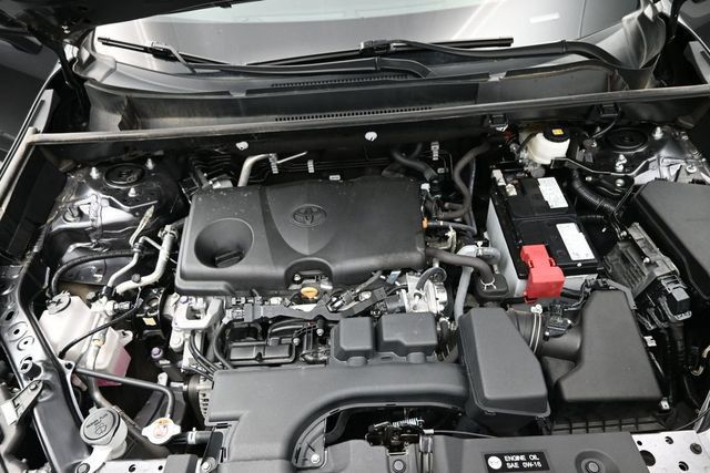Used 2024 Toyota RAV4 XLE FWD image 20