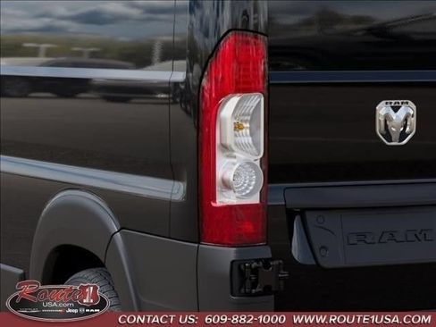 New 2026 RAM ProMaster 2500 w/ Storage Group FWD image 10