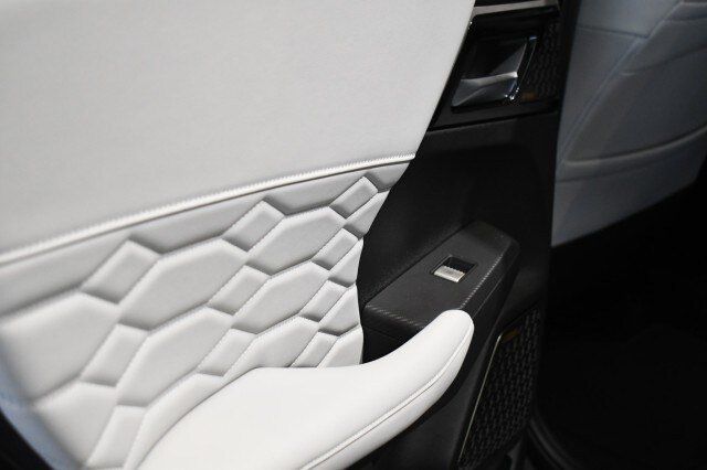 Used 2025 Mitsubishi Outlander AWD image 21
