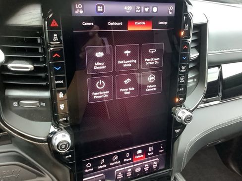 Certified 2026 RAM 3500 Limited AWD/4WD image 37