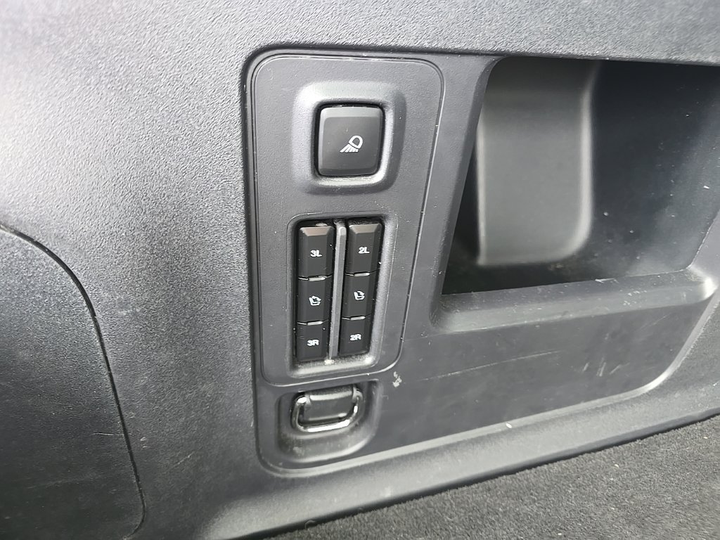 Used 2025 Ford Expedition Max Platinum w/ Stealth Appearance Package AWD/4WD image 8
