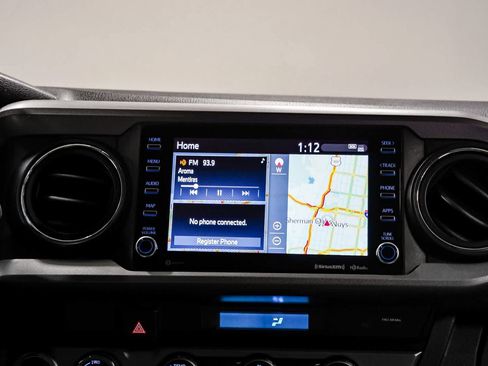 Certified 2023 Toyota Tacoma SR5 AWD/4WD image 15