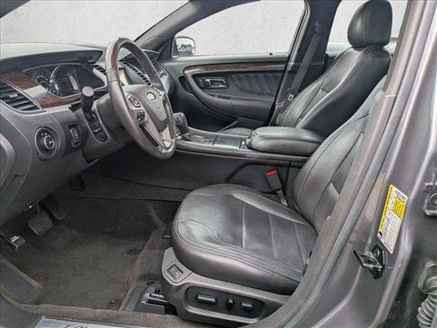 Used 2013 Ford Taurus Limited FWD image 20