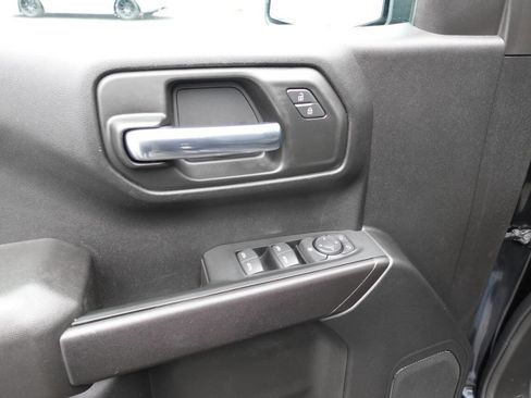 Used 2024 GMC Sierra 1500 Pro w/ Graphite Edition image 15