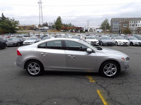 Used 2015 Volvo S60 T5 Premier image 8