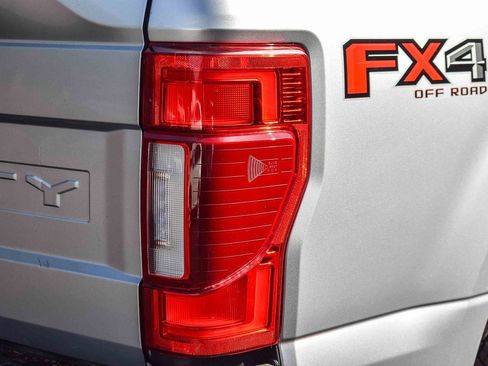 Used 2020 Ford F350 Lariat w/ Lariat Ultimate Package image 7