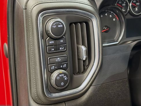 Used 2022 Chevrolet Silverado 1500 LT w/ LPO, Dark Essentials Package AWD/4WD image 12