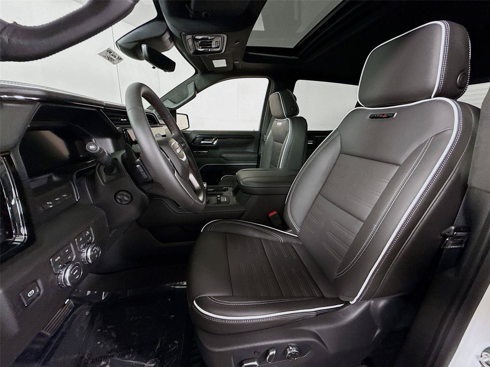 New 2026 GMC Sierra 1500 AT4X AWD/4WD image 16