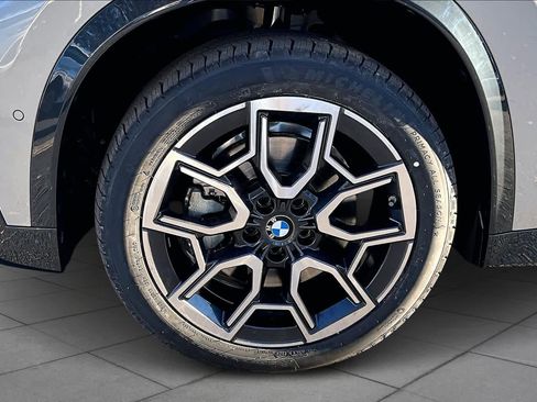 Certified 2025 BMW X1 xDrive28i image 10