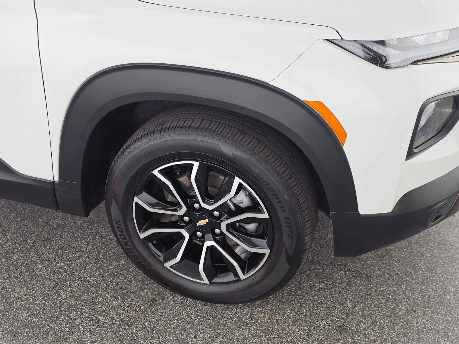 Used 2021 Chevrolet TrailBlazer ACTIV w/ Sun and Liftgate Package AWD/4WD image 9
