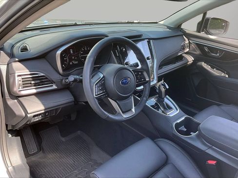 Used 2025 Subaru Outback Limited AWD/4WD image 20