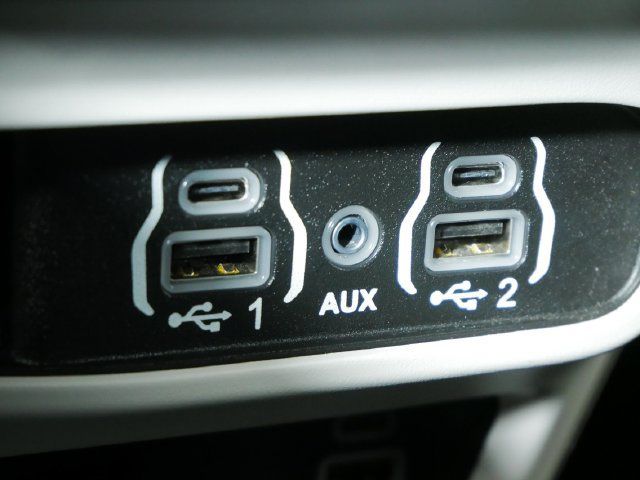 Certified 2023 Chrysler Pacifica Touring-L w/ Uconnect Theater Family Group AWD/4WD image 28