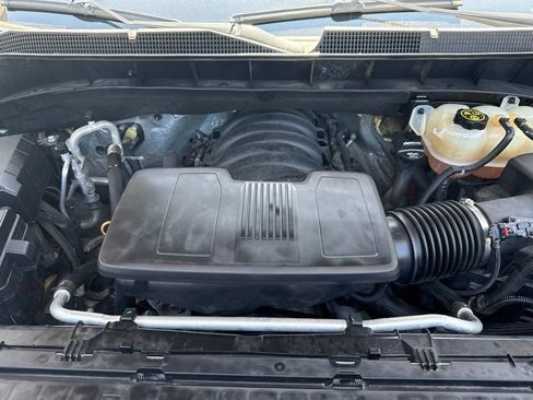 Used 2019 Chevrolet Silverado 1500 LT RWD image 27