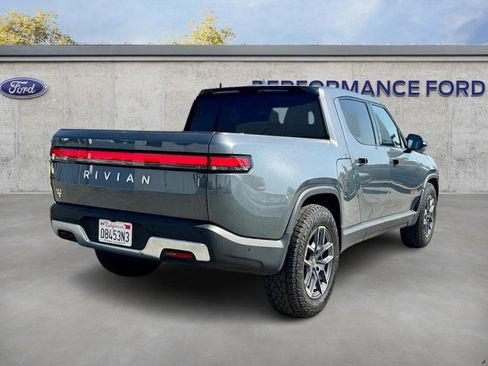Used 2022 Rivian R1T Launch Edition image 6