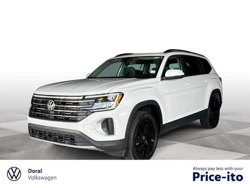 Certified 2024 Volkswagen Atlas SE FWD image 1