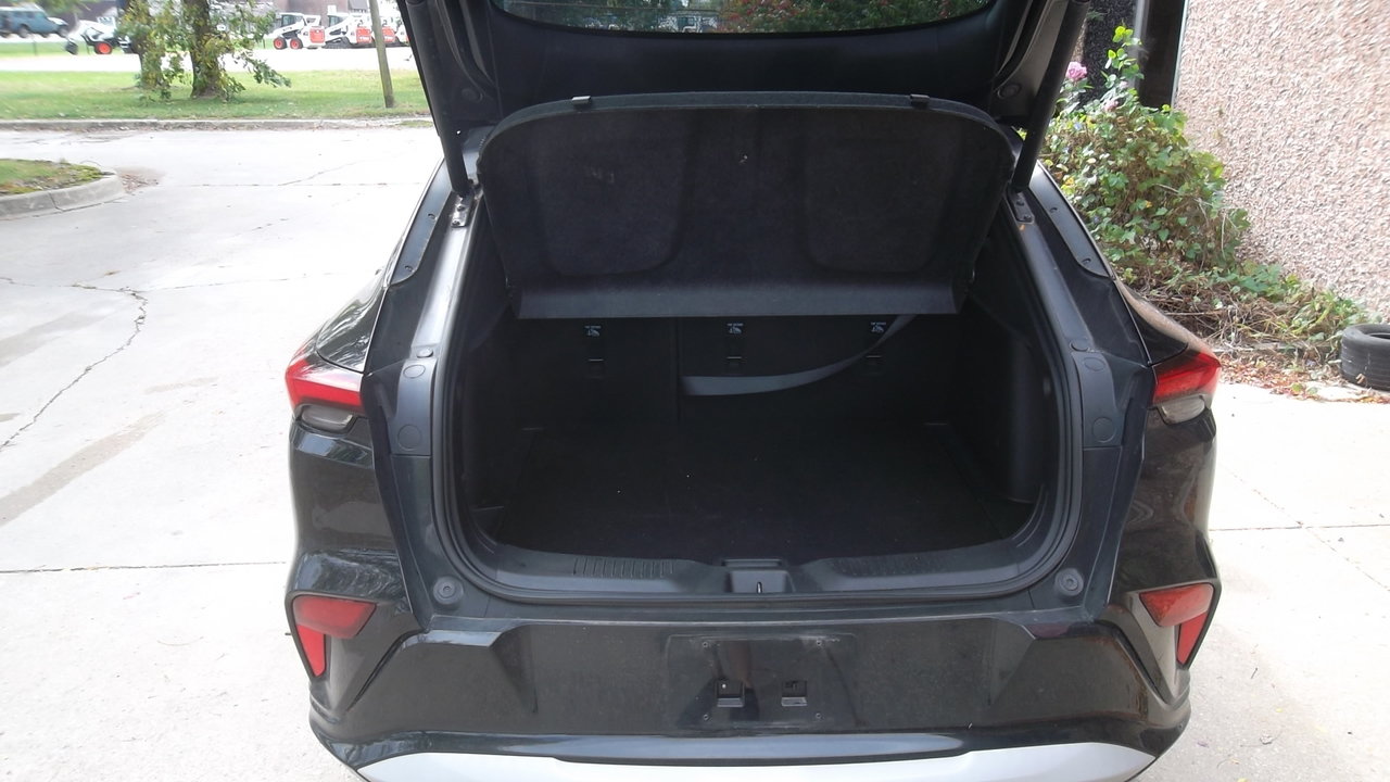 Used 2024 Buick Envista Sport Touring w/ Convenience I Package FWD image 6
