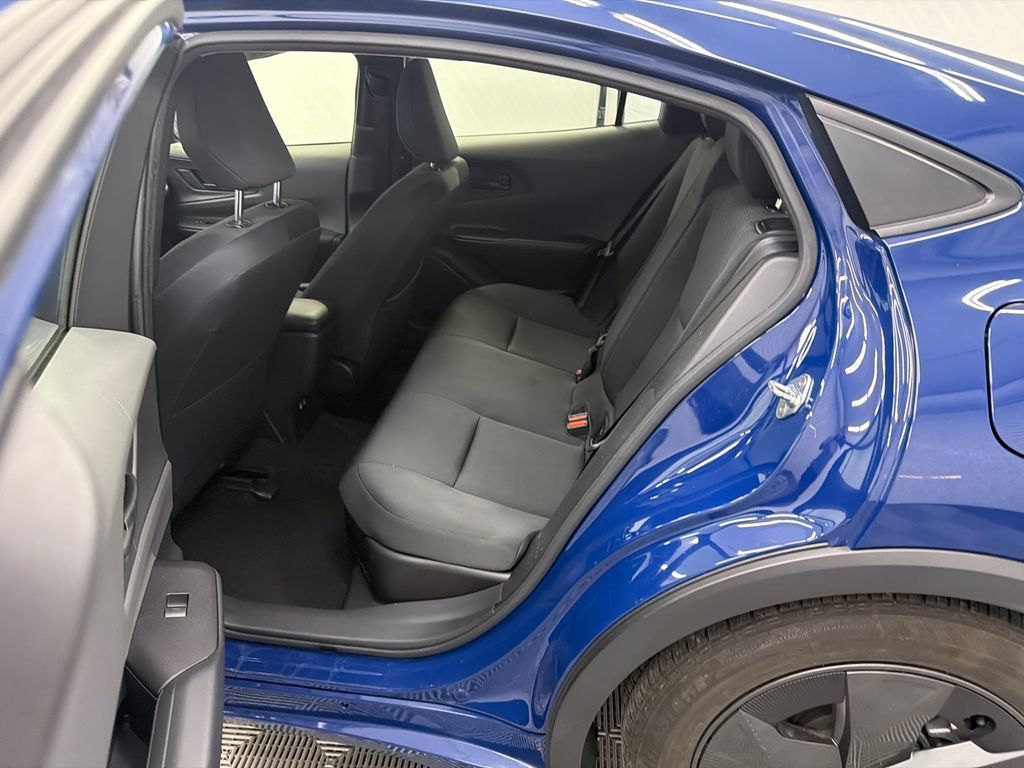 Used 2024 Toyota Prius LE FWD image 19