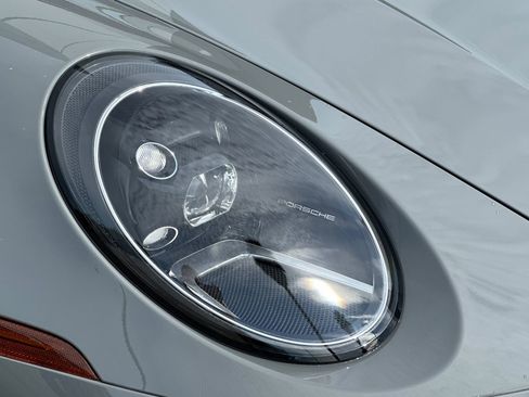 Used 2021 Porsche 911 Carrera S image 36