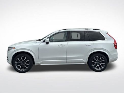 Used 2018 Volvo XC90 T5 Momentum w/ Convenience Package AWD/4WD image 2