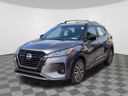 Certified 2024 Nissan Kicks SR w/ Exterior Package FWD image 2