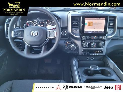 New 2026 RAM 1500 Big Horn w/ Night Edition AWD/4WD image 7