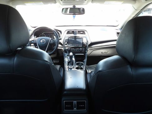Used 2018 Nissan Maxima SR w/ Midnight Edition FWD image 24