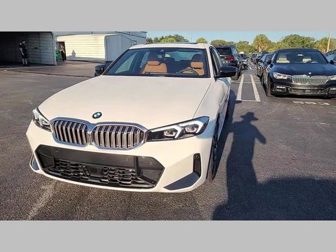 New 2025 BMW 330i 330i w/ M Sport Package image 32