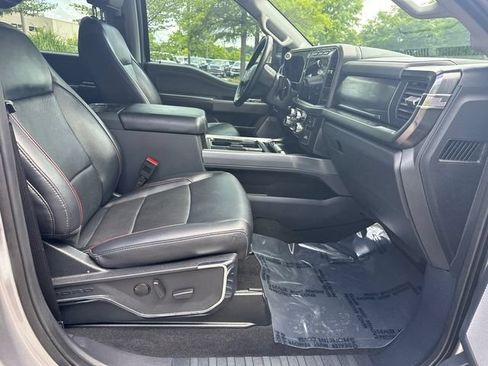 Used 2024 Ford F250 Lariat w/ Black Appearance Package AWD/4WD image 15