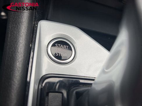 Used 2024 Nissan Altima 2.5 SV image 41