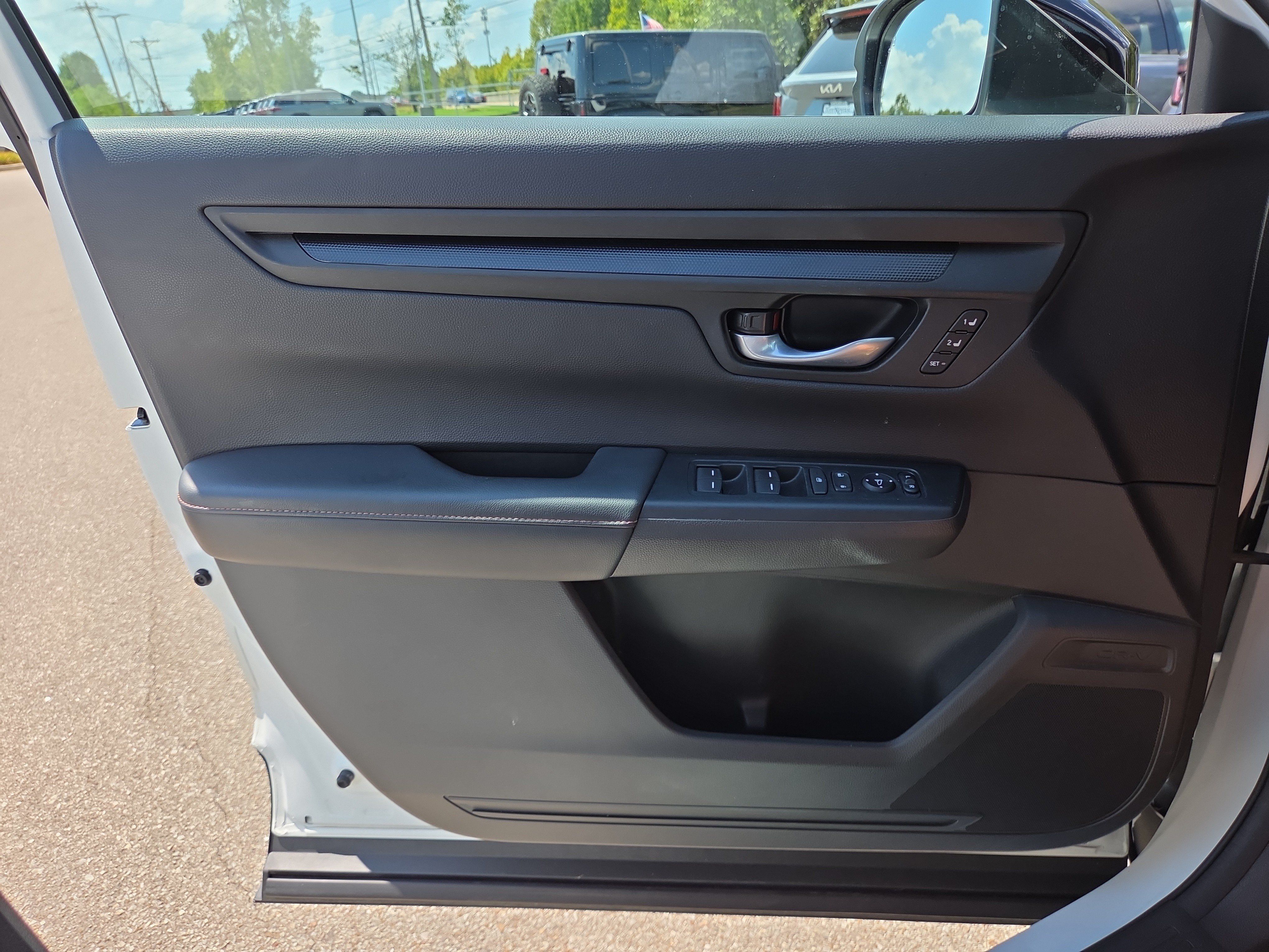 Used 2024 Honda CR-V Sport-L image 17