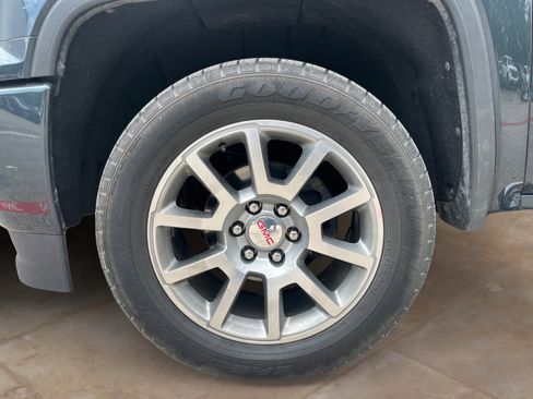 Used 2018 GMC Sierra 1500 Denali RWD image 25
