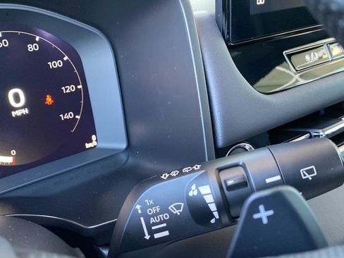 New 2026 Mitsubishi Outlander SEL AWD/4WD image 39