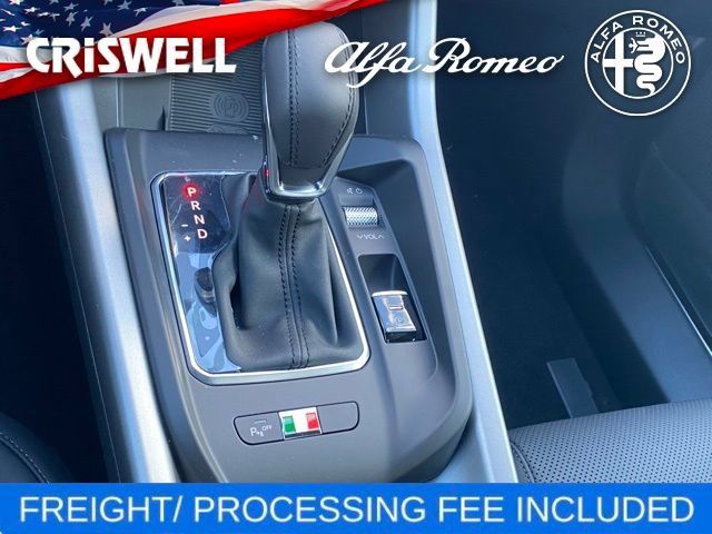 New 2025 Alfa Romeo Tonale w/ Premium Package AWD/4WD image 31