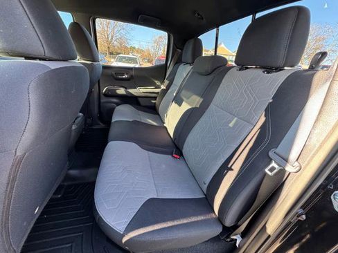 Used 2021 Toyota Tacoma SR5 image 11