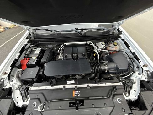 Used 2023 Chevrolet Colorado LT w/ LT Convenience Package II RWD image 11