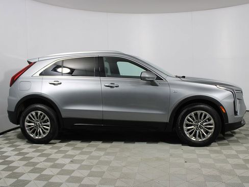 Used 2024 Cadillac XT4 Premium Luxury image 42