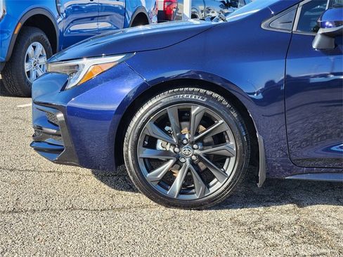 Used 2025 Toyota Corolla SE image 9