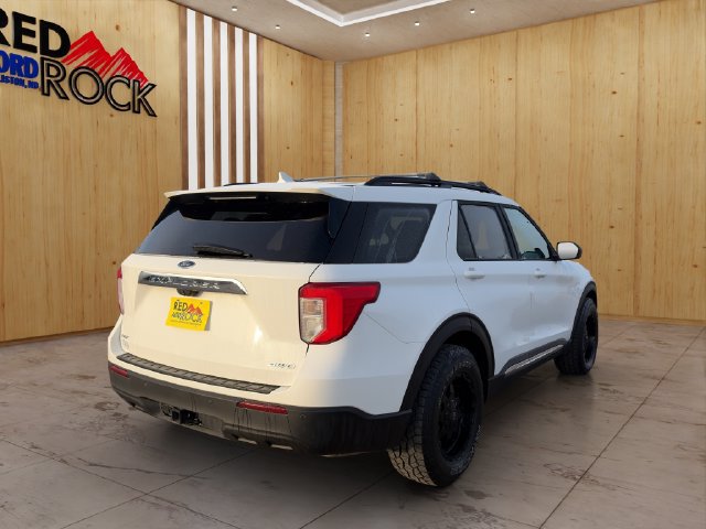 Used 2022 Ford Explorer XLT w/ Class IV Trailer Tow Package AWD/4WD image 6