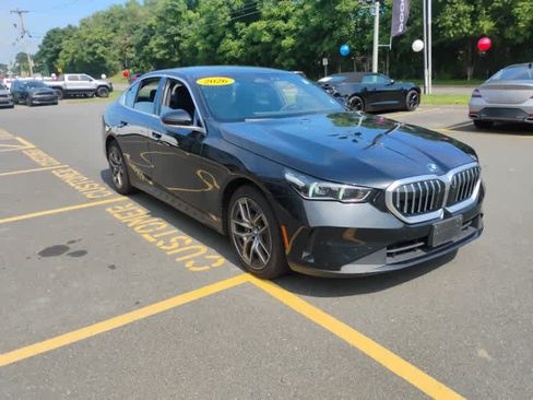 Used 2026 BMW 530i xDrive AWD/4WD image 2