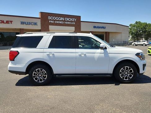 Used 2022 Ford Expedition XLT RWD image 5