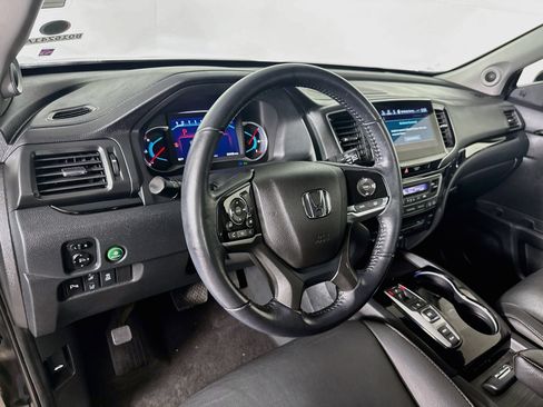 Certified 2021 Honda Pilot Touring image 8