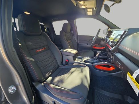 New 2026 Nissan Frontier PRO-4X image 13