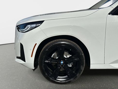 New 2026 BMW X3 xDrive30 w/ Premium Package image 10