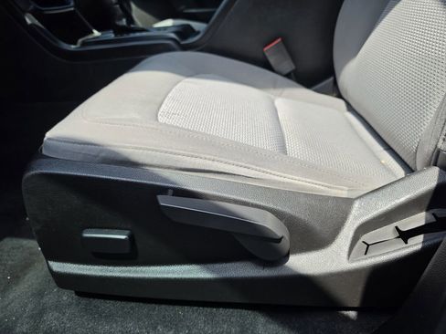 Used 2019 Chevrolet Colorado W/T w/ Custom Special Edition RWD image 12