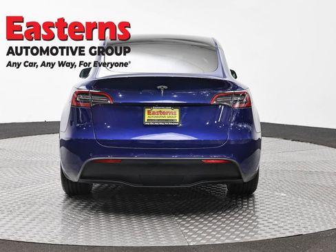 Used 2021 Tesla Model Y Long Range AWD/4WD image 6