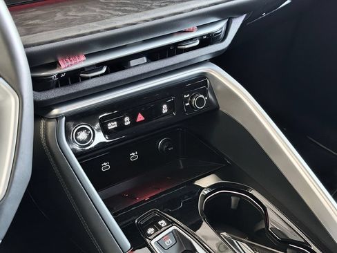 Certified 2025 Audi Q5 Premium w/ Convenience Package AWD/4WD image 19